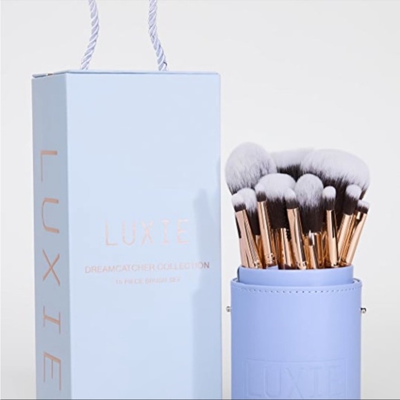 Luxie Other - ✨ Luxie Dreamcatcher Collection 15 piece Brush Set